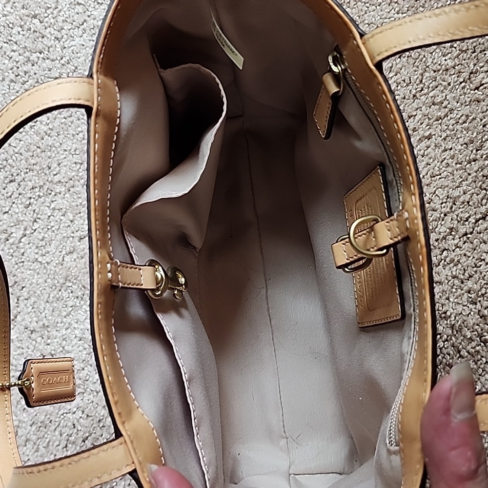 * Coach Peyton Tattersall White Hand Bag Tote Purse - Picture 5 of 10